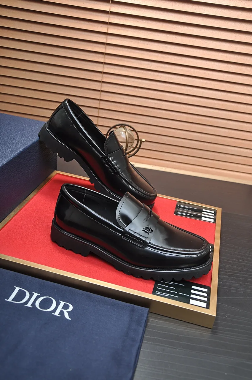 Men's shoes 💰620💶[Dior] (water-dyed cowhide lining) Dior original 1:1 high-quality factory, imported original materials, imported raw cowhide, water-dyed cowhide lining, original TPU outsole, code number: 38-44 (45 customized)